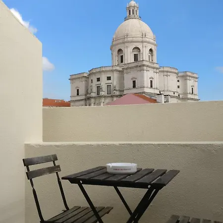 Alfama 2 - Attic With View Lejlighed *
