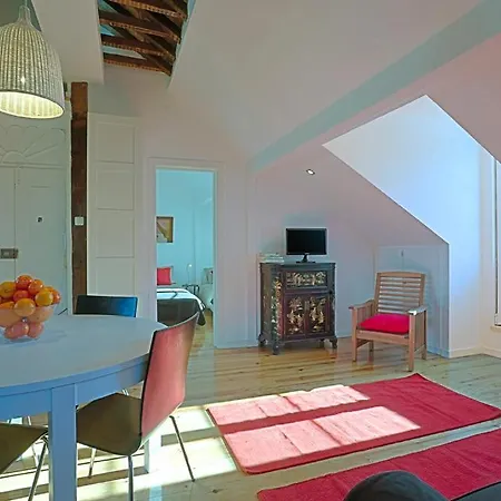 Alfama 2 - Attic With View Lissabon