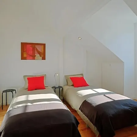 Alfama 2 - Attic With View ליסבון