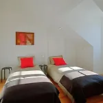 Alfama 2 - Attic With View Лісабон